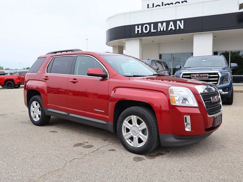 Used 2015 GMC Terrain SLE w/ Convenience Package FWD image 1