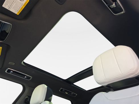 Certified 2025 Land Rover Range Rover Sport Dynamic SE image 31