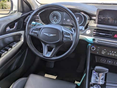 Used 2025 Genesis G70 2.5T RWD image 16