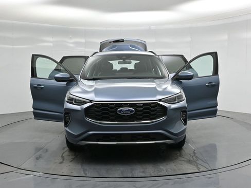 Certified 2023 Ford Escape ST-Line Elite image 31