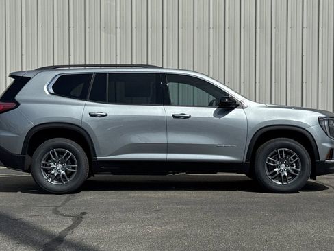 New 2025 GMC Acadia Elevation image 3
