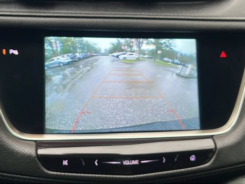 Used 2019 Cadillac XT5 Luxury AWD/4WD image 18