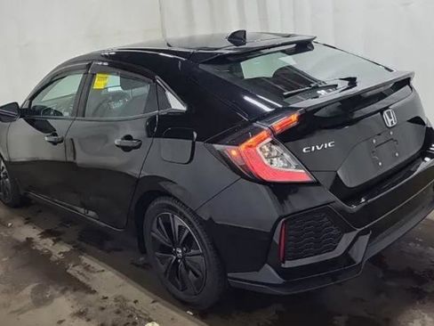 Used 2019 Honda Civic EX image 2