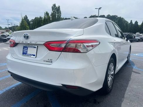 Used 2020 Toyota Camry LE FWD image 6