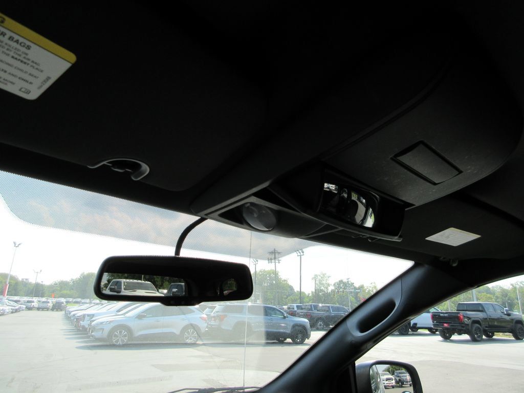 Used 2018 Dodge Grand Caravan SE FWD image 28