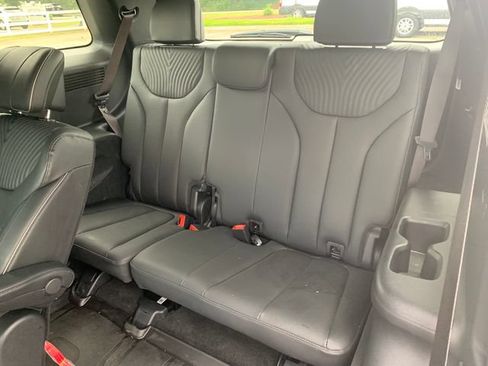 Used 2025 Hyundai Palisade Calligraphy FWD image 13