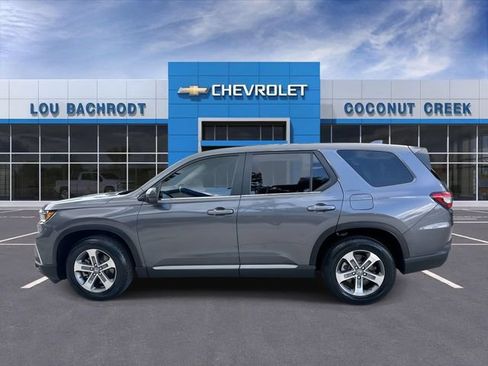 Used 2025 Honda Pilot EX-L image 5
