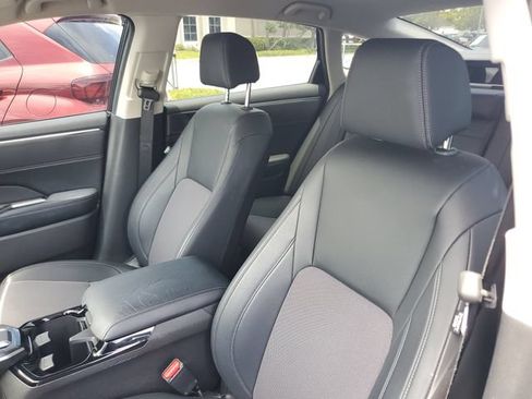 Used 2018 Honda Clarity Plug-In Hybrid image 12