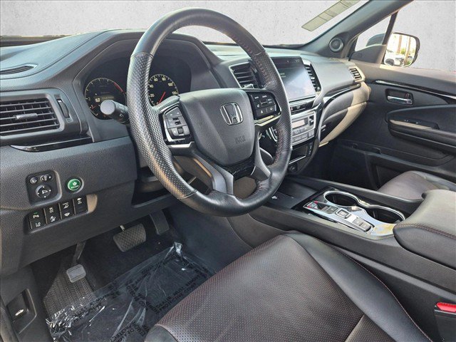 Used 2024 Honda Ridgeline Black Edition image 12
