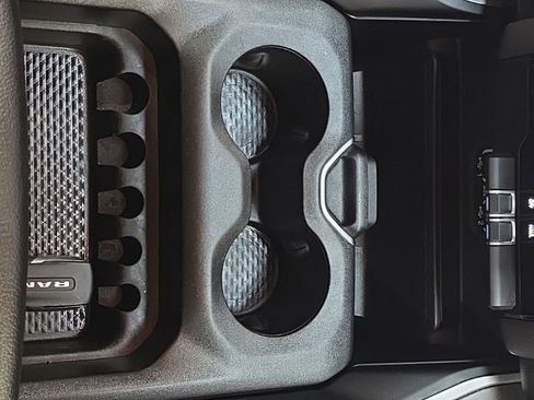 Used 2024 RAM 1500 Big Horn image 24