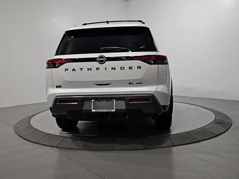 New 2026 Nissan Pathfinder SL w/ SL Premium Package AWD/4WD image 4