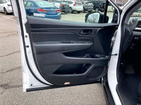 Used 2022 Honda Odyssey EX-L image 8