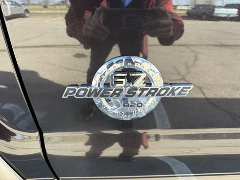 Used 2013 Ford F350 Lariat w/ Chrome Pkg image 18