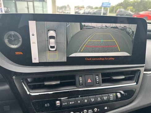 Used 2024 Lexus ES 350 Ultra Luxury w/ Accessory Package (Z1) FWD image 13