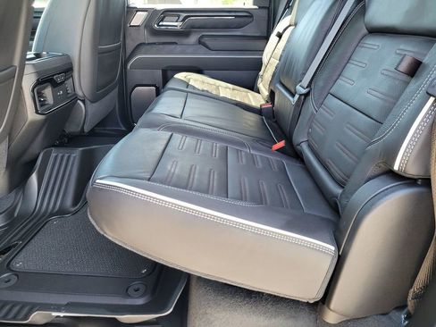 New 2026 GMC Sierra 2500 AT4X AWD/4WD image 8