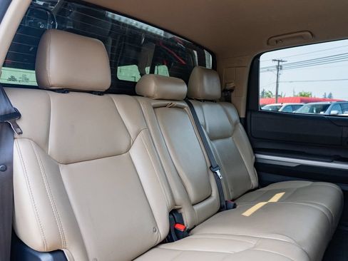Used 2014 Toyota Tundra SR5 w/ SR5 Upgrade Package AWD/4WD image 29