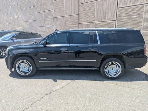 Used 2017 GMC Yukon XL Denali w/ Open Road Package AWD/4WD image 2