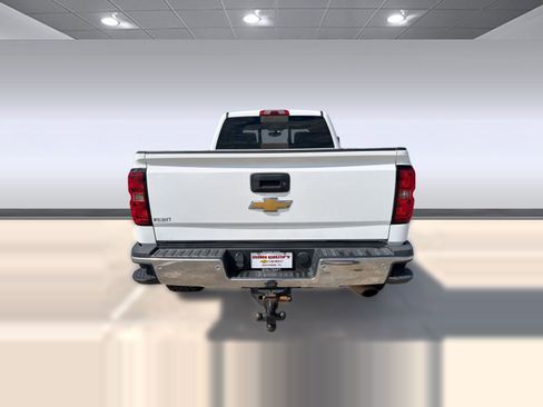 Used 2015 Chevrolet Silverado 2500 LTZ w/ LTZ Plus Package image 9