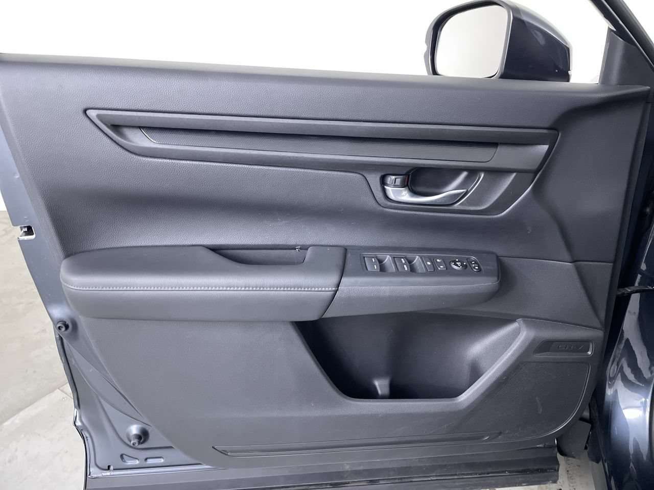 Used 2023 Honda CR-V EX image 11