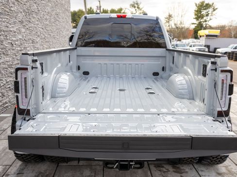 Used 2026 Ford F450 Platinum image 31