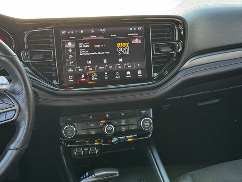 Used 2022 Dodge Durango R/T w/ Blacktop Package image 18
