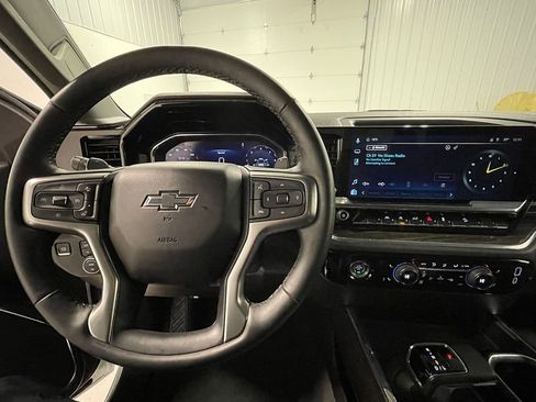 Used 2024 Chevrolet Silverado 1500 LT Trail Boss image 39