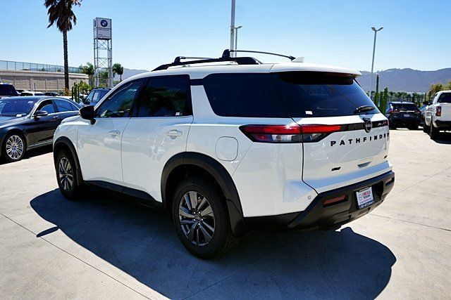 Certified 2023 Nissan Pathfinder SV w/ Black Appearance Package FWD image 6