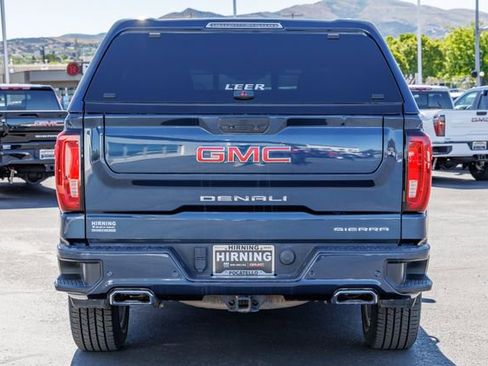 Certified 2022 GMC Sierra 1500 Denali w/ Technology Package AWD/4WD image 4
