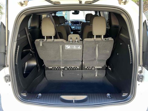 Used 2021 Chrysler Pacifica Touring w/ S Appearance Package image 70