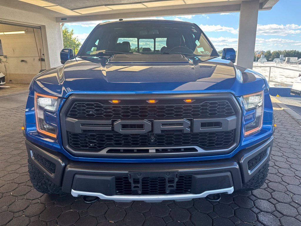 Used 2018 Ford F150 Raptor w/ Equipment Group 802A Luxury AWD/4WD image 2