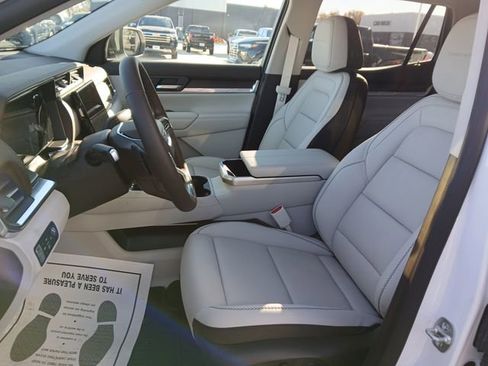 New 2026 GMC Terrain Denali w/ LPO, Floor Liner Package image 10