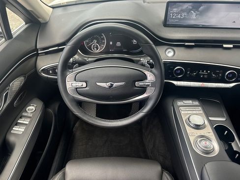 Used 2023 Genesis GV70 2.5T w/ Select Package AWD/4WD image 14