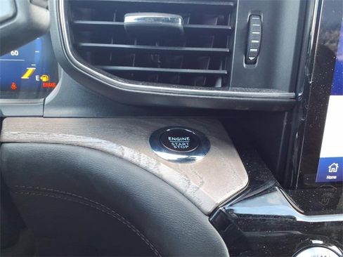 Certified 2023 Ford Explorer Platinum w/ Technology Package image 24