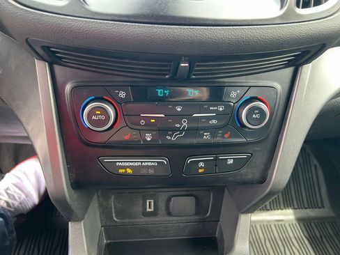 Used 2018 Ford Escape SEL w/ Ford Safe & Smart Package FWD image 29
