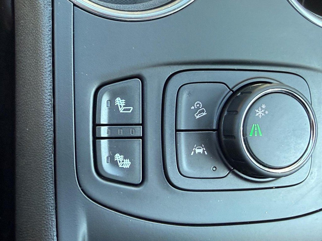 Used 2023 GMC Terrain SLT FWD image 22