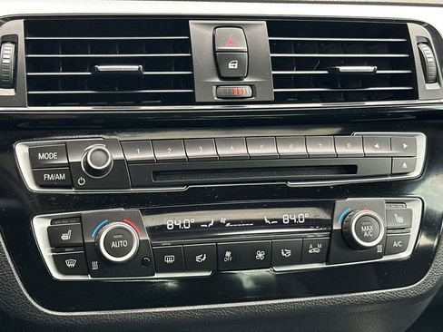 Used 2020 BMW 230i Coupe w/ M Sport Package image 22