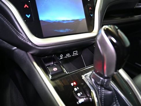 Used 2024 Subaru Outback Limited image 32