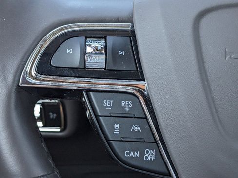 Certified 2023 Lincoln Nautilus Reserve w/ Equipment Group 201A image 25