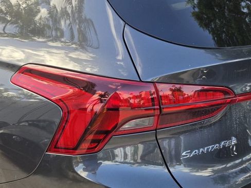 Used 2023 Hyundai Santa Fe SE image 8