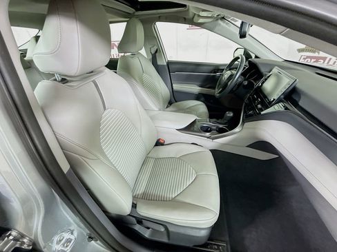 Certified 2023 Toyota Camry SE w/ Cold Weather Package FWD image 31