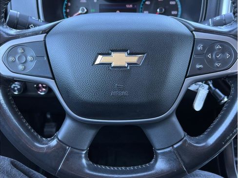 Used 2019 Chevrolet Colorado LT w/ LT Convenience Package image 12