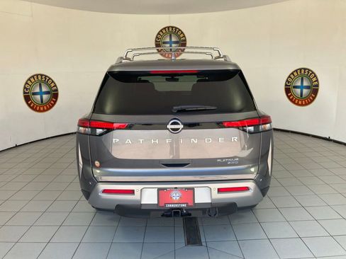Used 2024 Nissan Pathfinder Platinum image 20