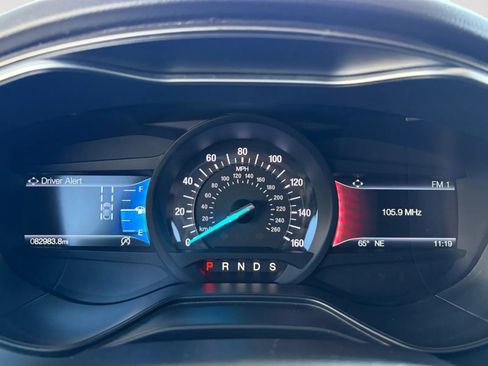 Used 2019 Ford Fusion SE FWD image 30