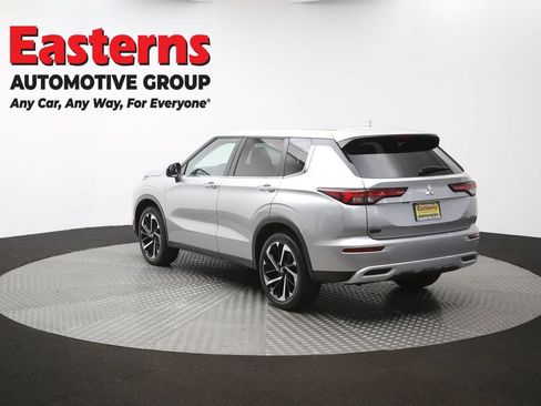Used 2024 Mitsubishi Outlander SE AWD/4WD image 64