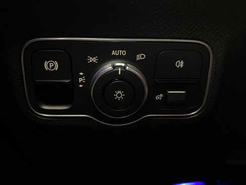 Certified 2025 Mercedes-Benz GLB 250 4MATIC image 14