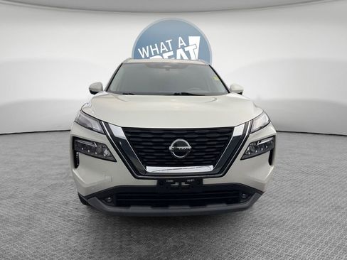 Used 2021 Nissan Rogue SL AWD/4WD image 9