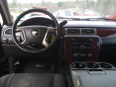 Used 2013 Chevrolet Tahoe LS w/ Convenience Package image 13