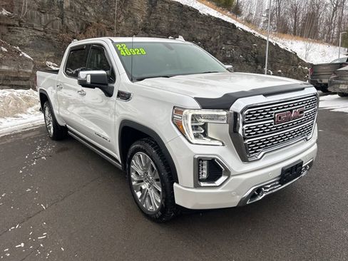 Used 2022 GMC Sierra 1500 Denali w/ Denali Premium Package image 3