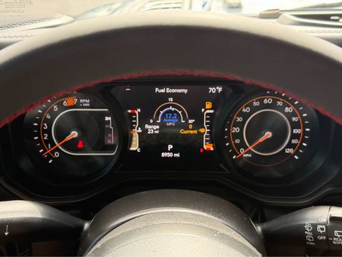 Used 2024 Jeep Wrangler Unlimited Rubicon w/ Technology Group AWD/4WD image 14
