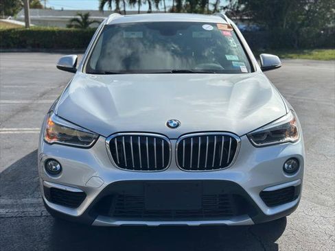 Used 2018 BMW X1 sDrive28i w/ Premium Package image 3